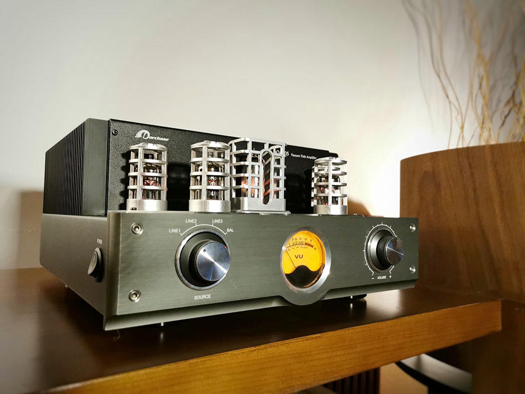DA805-metallic DA805 Hybrid Integrated Amplifier