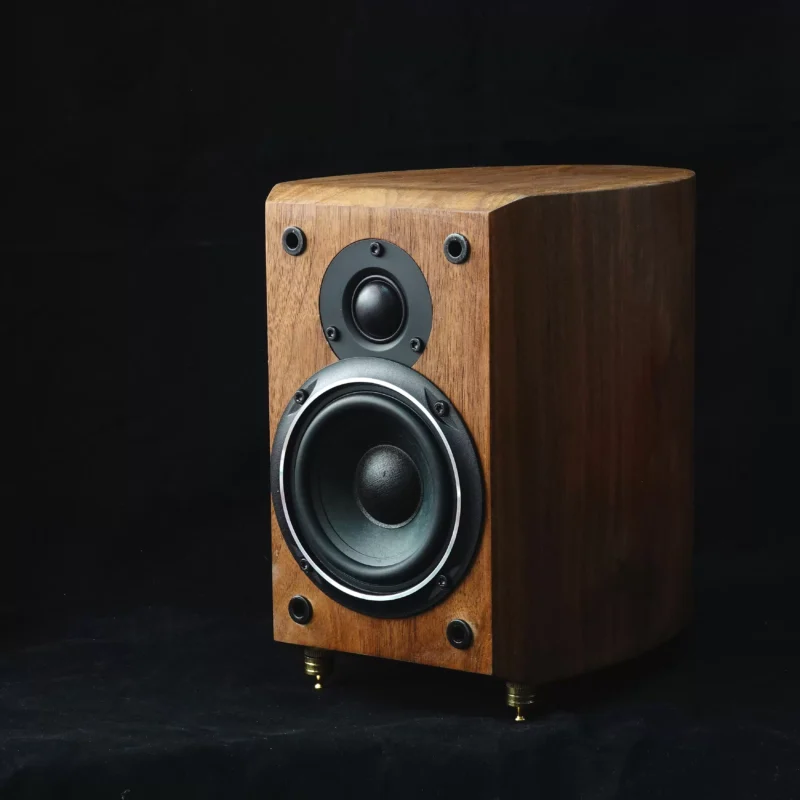 Bookshelf Speaker